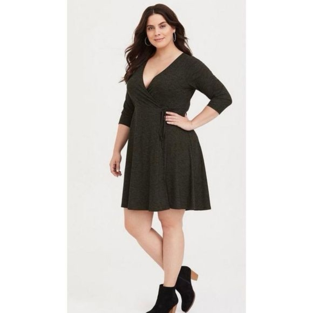Torrid Charcoal Grey Knit Faux Wrap Dress. Size 0